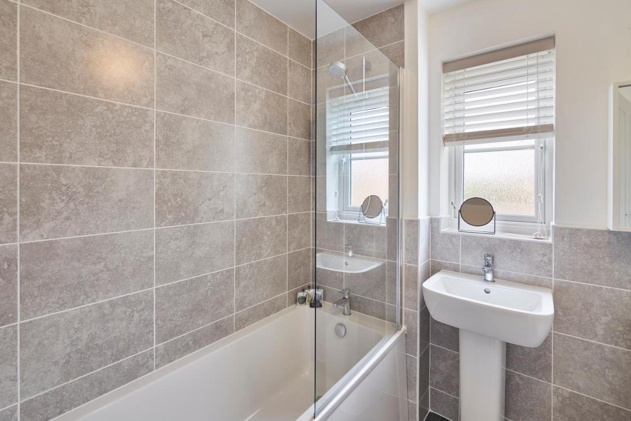 Host & Stay - Cayton Bay Cottage Kültér fotó